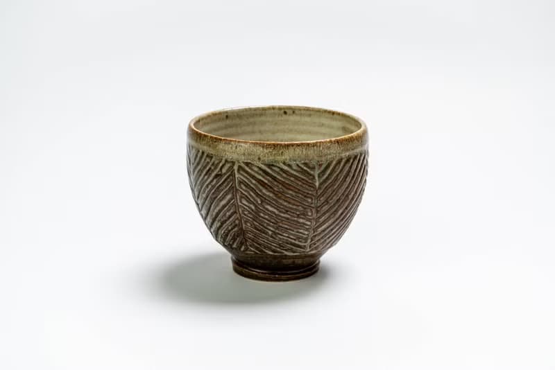 曾永鴻  葉紋灰釉茶杯