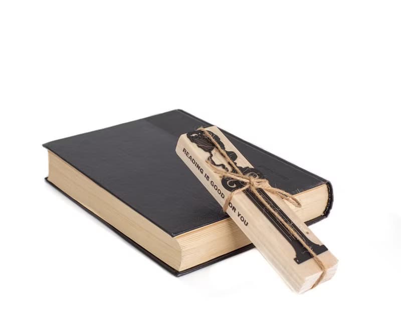 Bust to a Famous Reader // Black metal bookmark // Free shipping worldwide