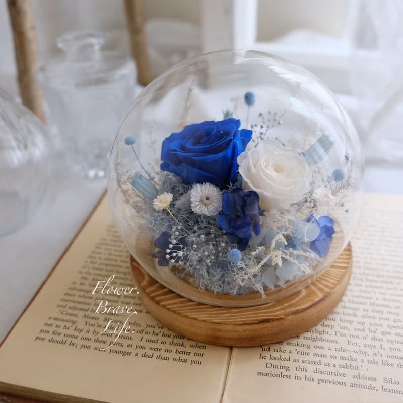 永生玫瑰/玻璃鐘罩/永生花/乾燥花/不凋花/藍白色/冬季/花禮/送禮