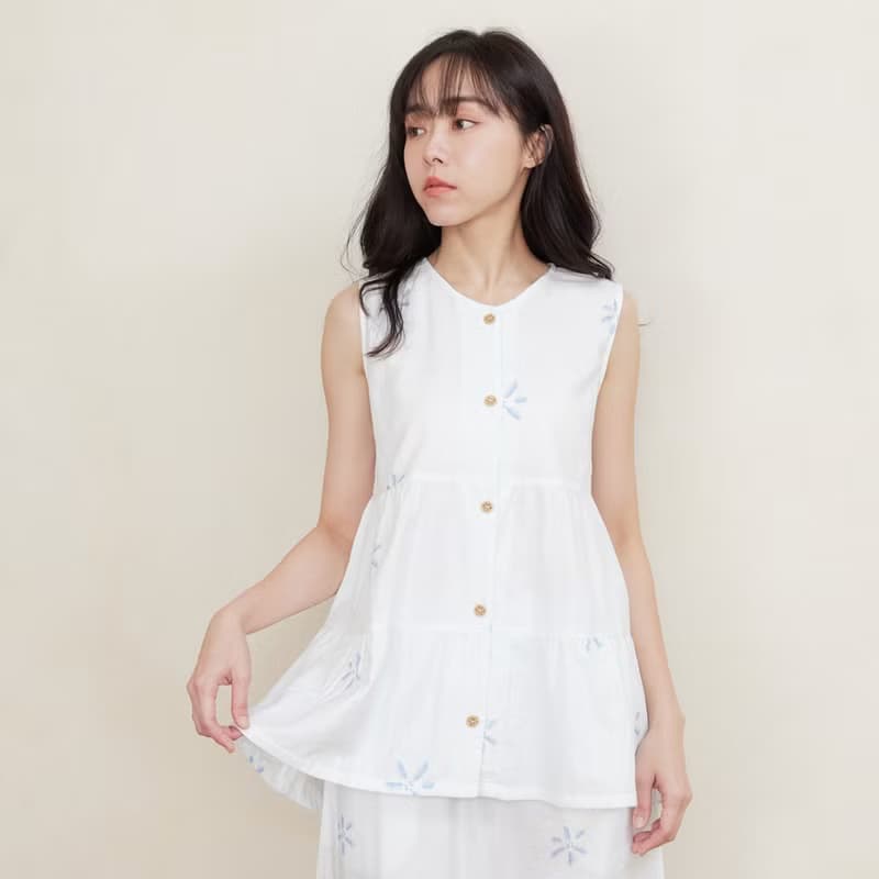 會呼吸∣UMORFIL調溫透氣二重紗水波花卉排釦背心-共2色