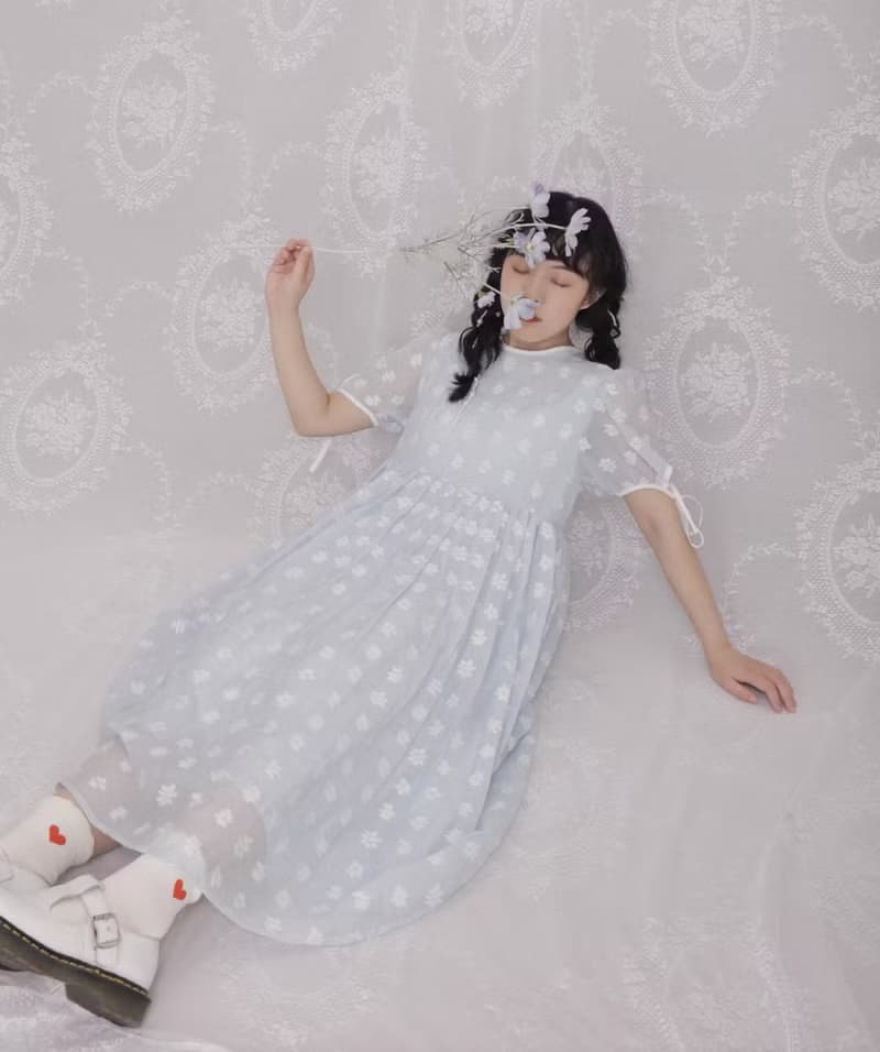 法式復古 少女小雛菊提花綁帶連身裙