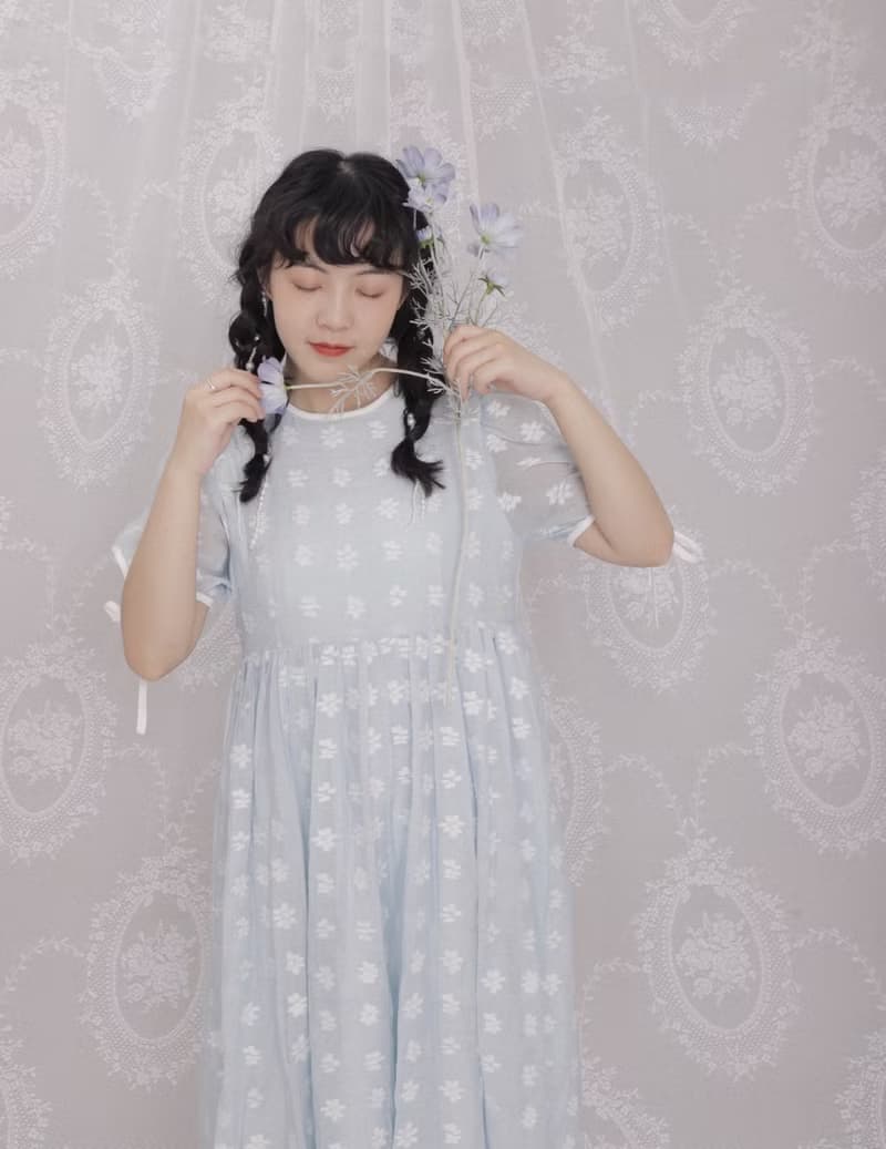 法式復古 少女小雛菊提花綁帶連身裙