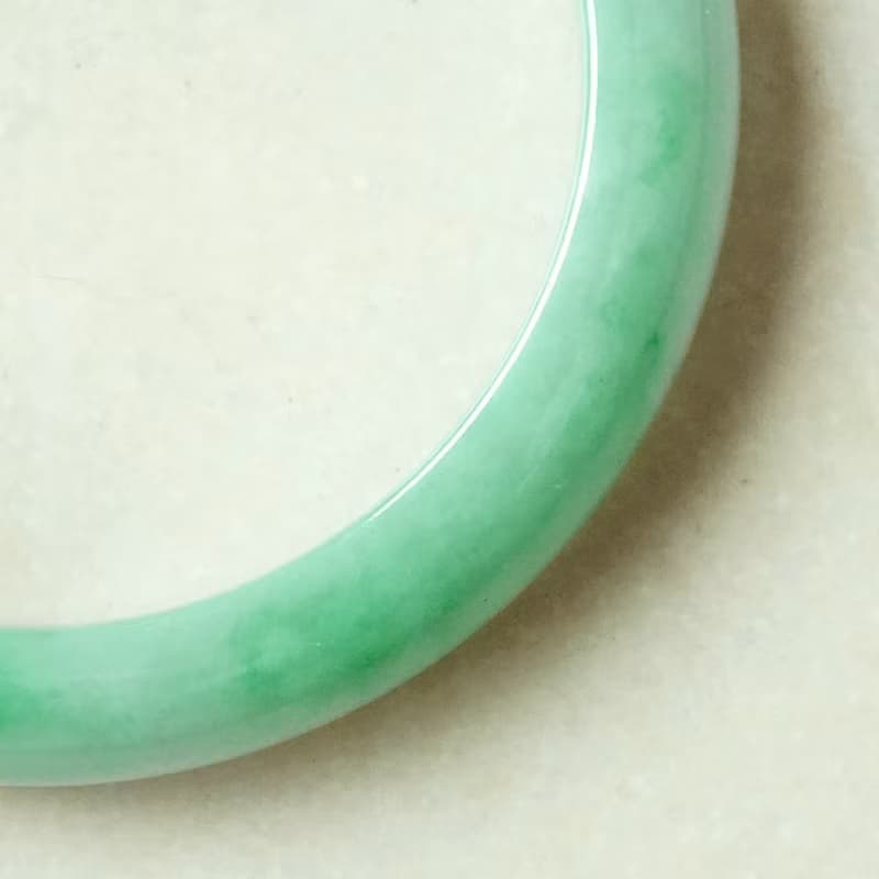 【正佳珠寶】翡翠 春帶彩飄陽綠手鐲 17.5圍 內徑54.8mm