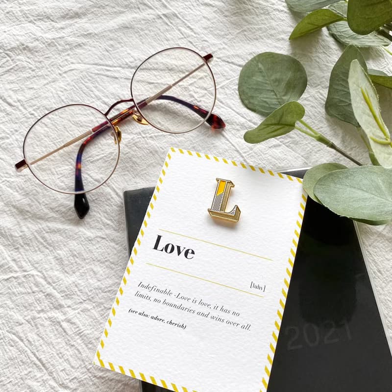 L / Love -琺瑯徽章卡 - 附信封 開學季 情人卡 萬用字