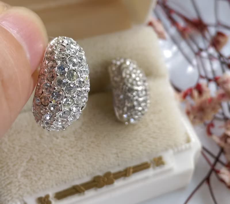 Vintage Jewelry 西洋古董飾品 ROMAN 經典 彎曲C 針式耳環