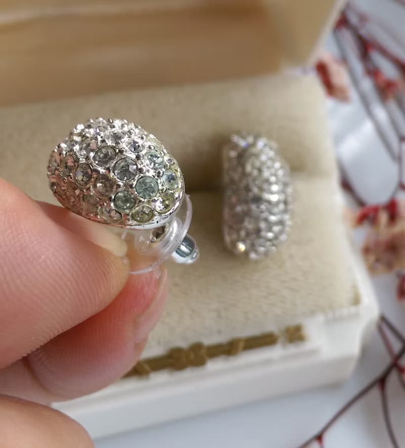 Vintage Jewelry 西洋古董飾品 ROMAN 經典 彎曲C 針式耳環