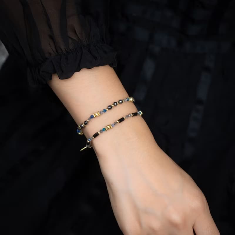 視野遨遊 // C1552黑瑪瑙鐵膽石藍晶雙圈手鍊