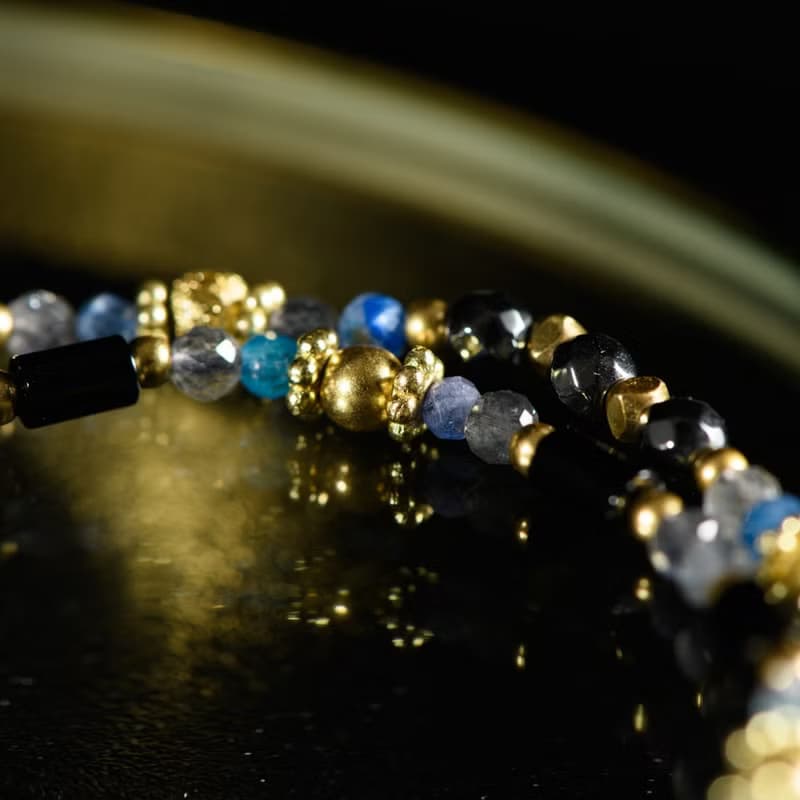 視野遨遊 // C1552黑瑪瑙鐵膽石藍晶雙圈手鍊