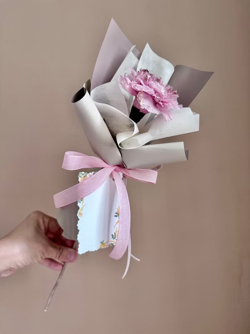 母親節花束/永生花 鑲金康乃馨/單隻花束