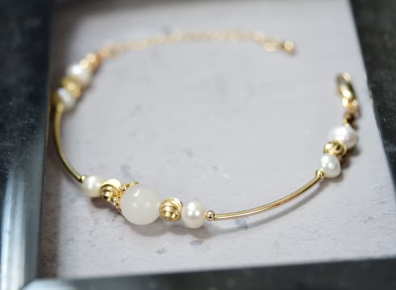 灑落金色的祝福 - 黃銅珍珠母乳手鍊 (親子手鍊)