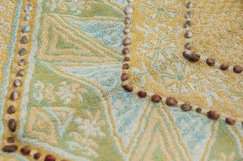水煮羊毛披肩/針織圍巾/刺繡圍巾/羊絨披巾/喀什米爾Cashmere-花
