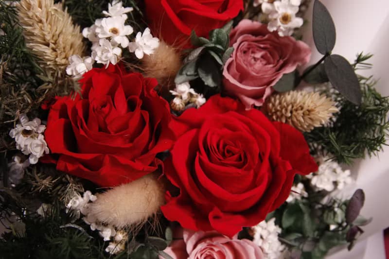 【中型永生玫瑰花束】—霸氣紅花束