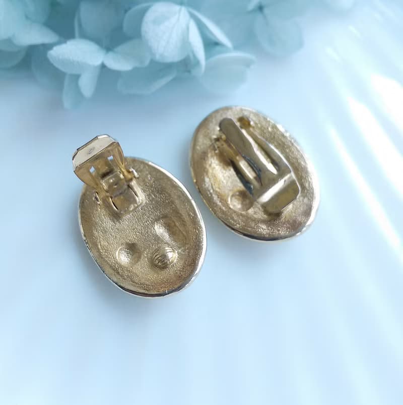 Vintage Jewelry 西洋古董飾品 簡約 白琺瑯 知性 夾式耳環