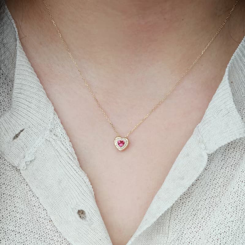 紅寶石珍愛吊墜金雕手工拉絲紋天然石剛玉愛心18k金紅寶石項鍊