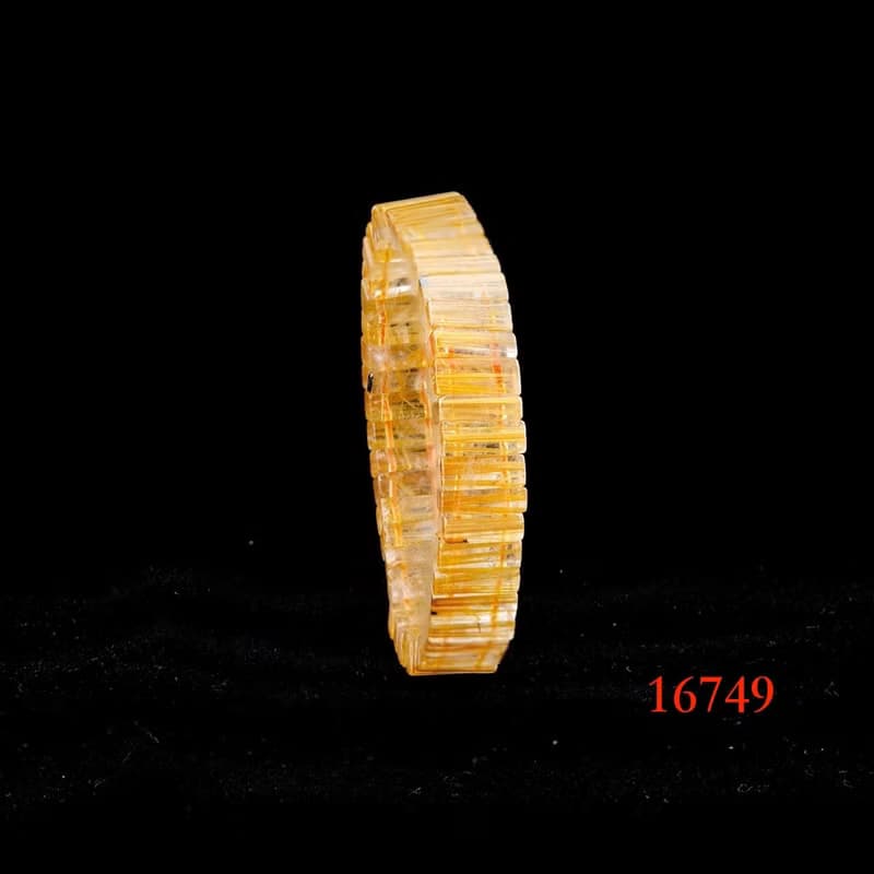 寶麗金珠寶-天然鈦晶手排