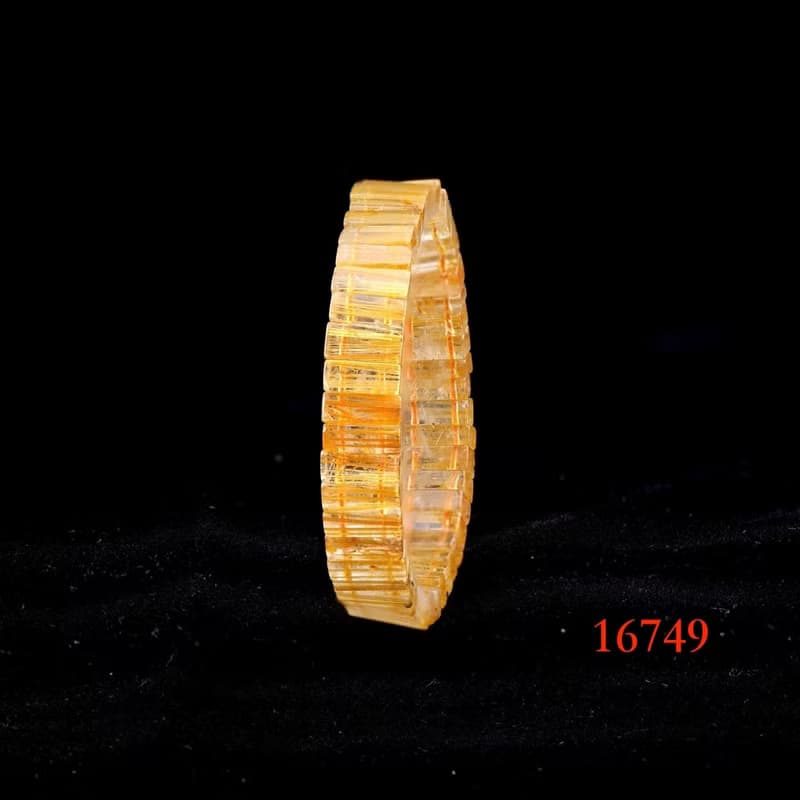 寶麗金珠寶-天然鈦晶手排