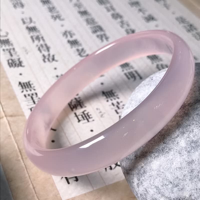 【浪漫相遇】巴西天然粉玉髓手鐲 | 18圍 | 天然玉髓 | 送禮