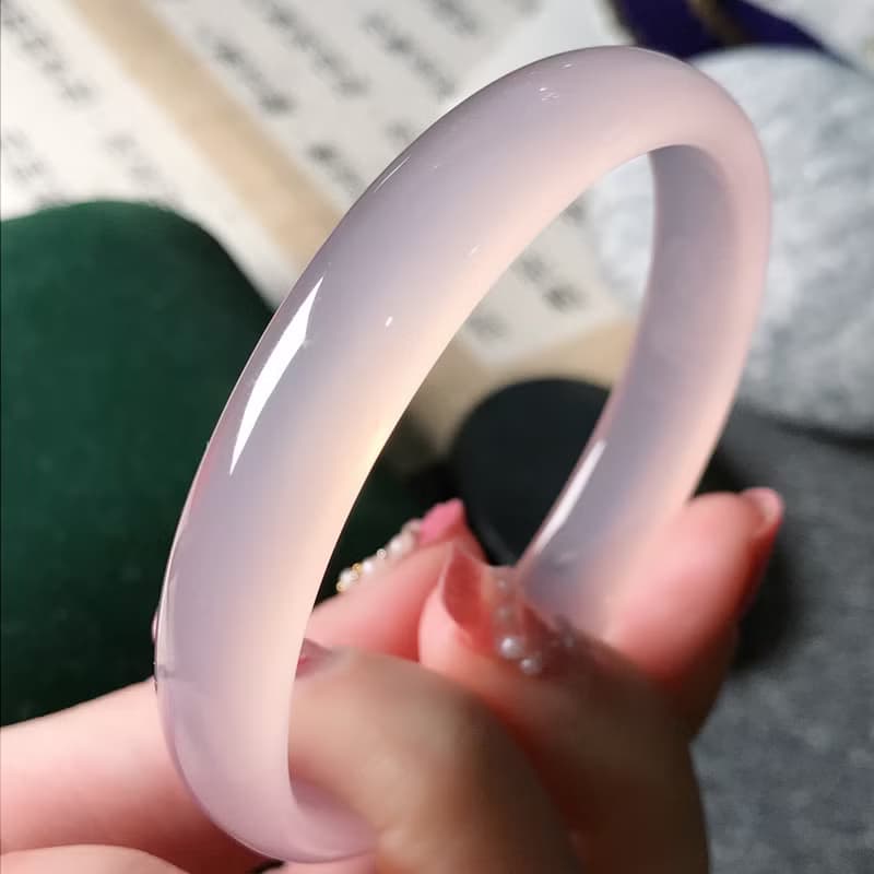 【浪漫相遇】巴西天然粉玉髓手鐲 | 18圍 | 天然玉髓 | 送禮