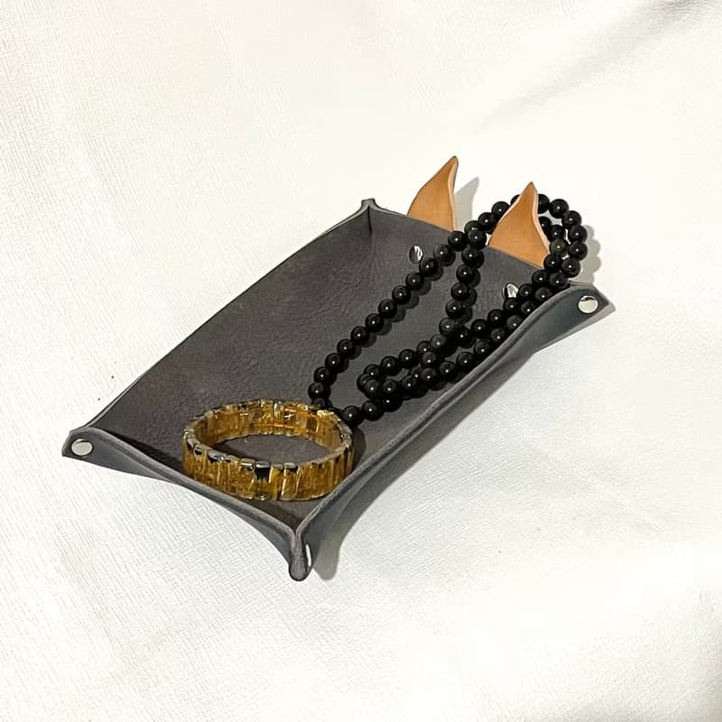 小可愛雙層真皮玄關盤、首飾或置物盤、心情密語傳達-沈穩小可愛