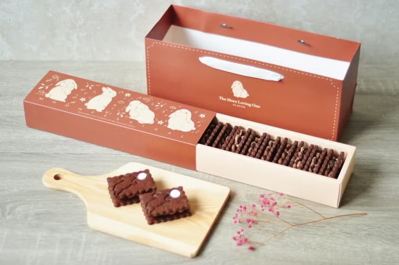 兔追月、法芙娜可可、萊姆葡萄、法式酥香奶油夾心、精