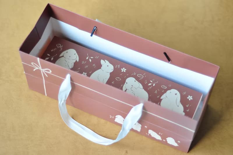 兔追月、法芙娜可可、萊姆葡萄、法式酥香奶油夾心、精