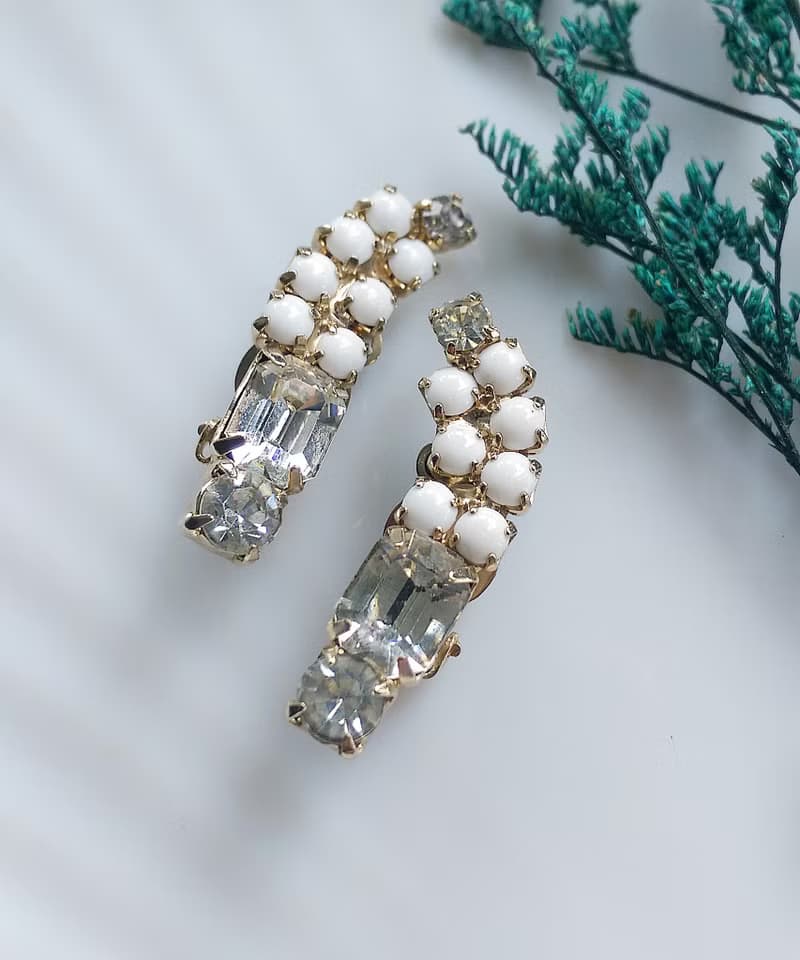 Vintage Jewelry 西洋古董飾品 對稱 白珠白鑽 優雅 夾式耳環