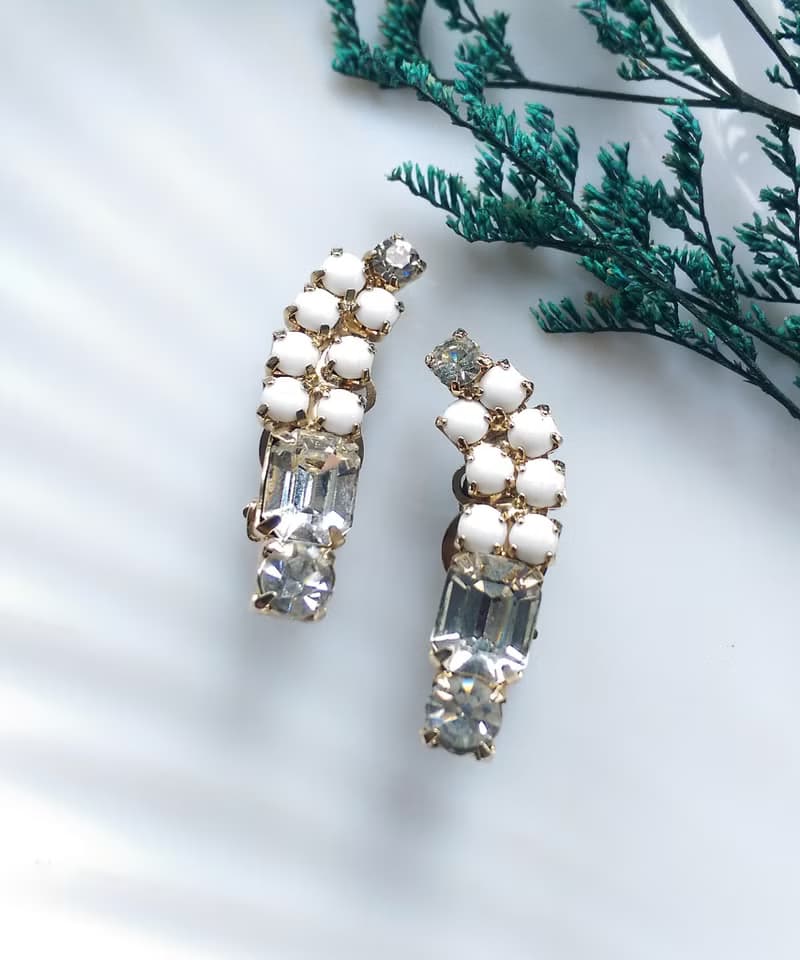 Vintage Jewelry 西洋古董飾品 對稱 白珠白鑽 優雅 夾式耳環