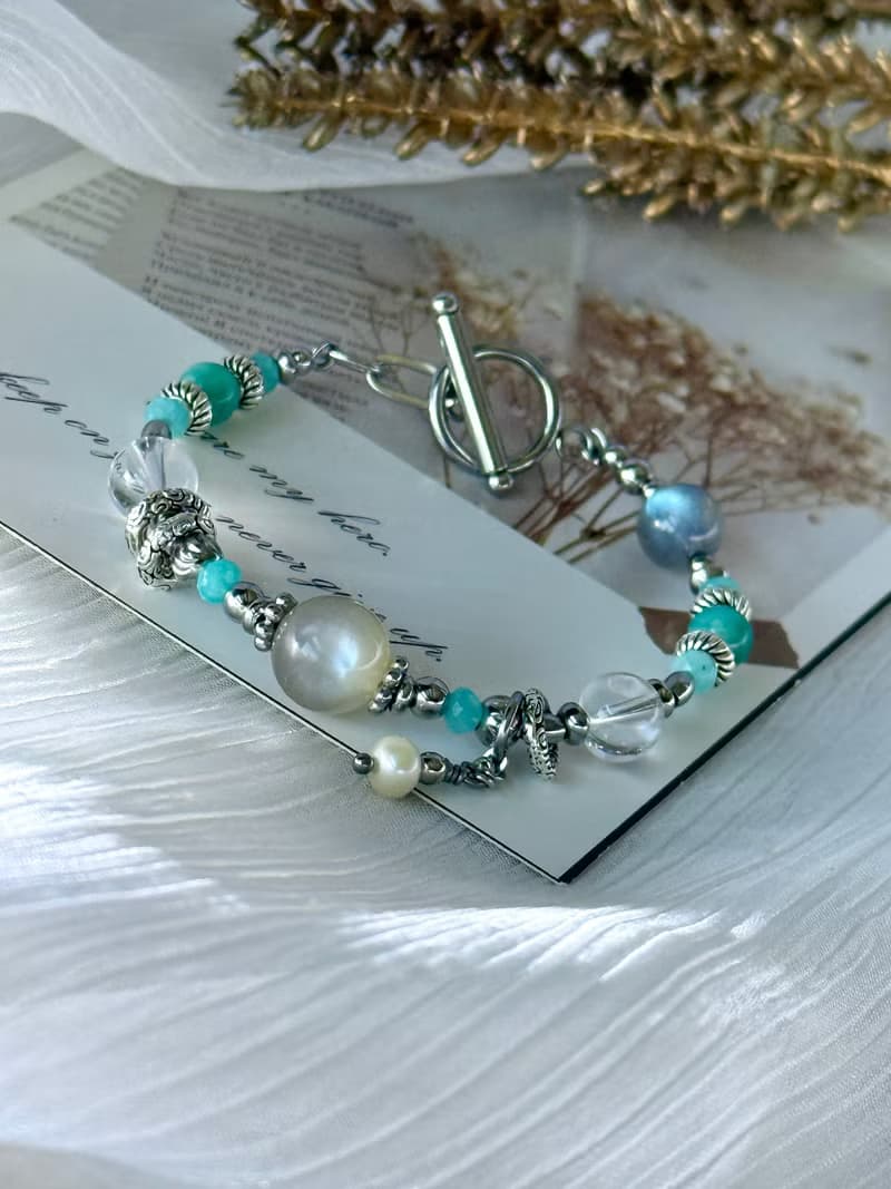 溫柔與清晰之間水晶療癒手鍊 - 醫療鋼OT扣/月光石/天河石/白水晶