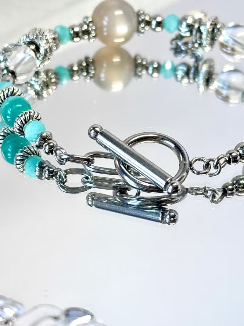 溫柔與清晰之間水晶療癒手鍊 - 醫療鋼OT扣/月光石/天河石/白水晶