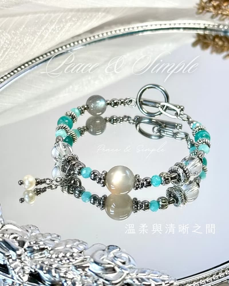 溫柔與清晰之間水晶療癒手鍊 - 醫療鋼OT扣/月光石/天河石/白水晶