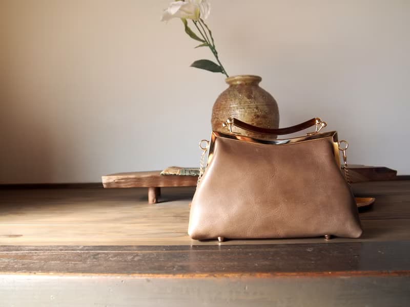 2018新品: 手縫古典2用口金手袋 Clásico Ladies Handbag