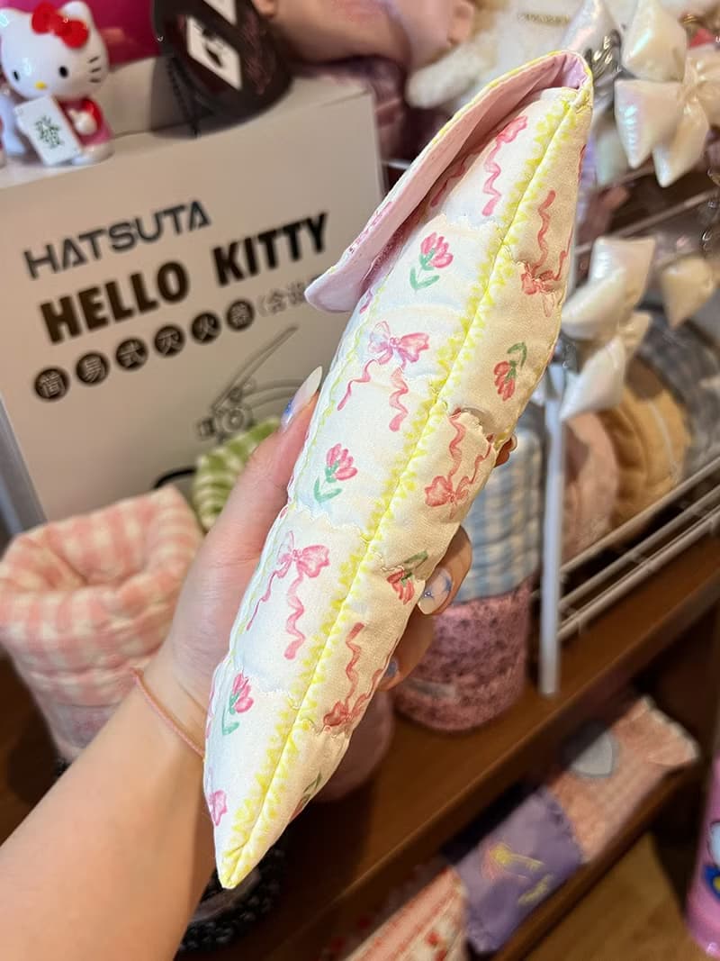 Sweetstore Supply原創可愛甜美清新蝴蝶結收納魔術貼粘貼筆袋