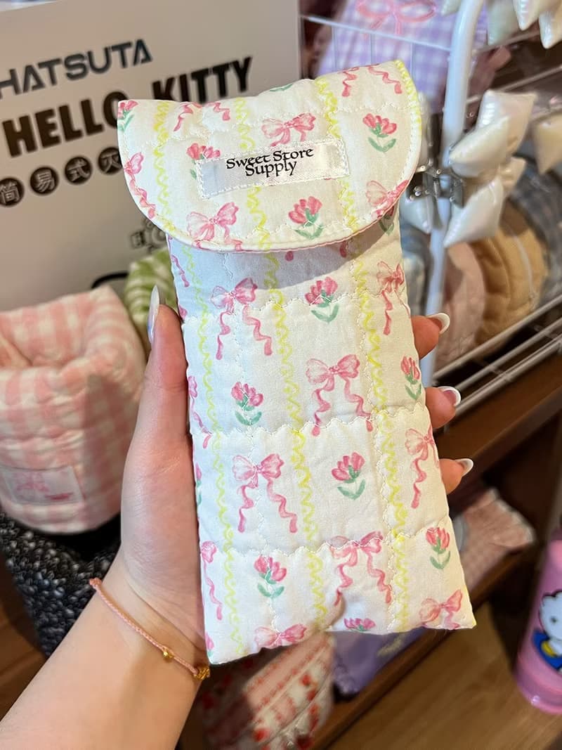 Sweetstore Supply原創可愛甜美清新蝴蝶結收納魔術貼粘貼筆袋