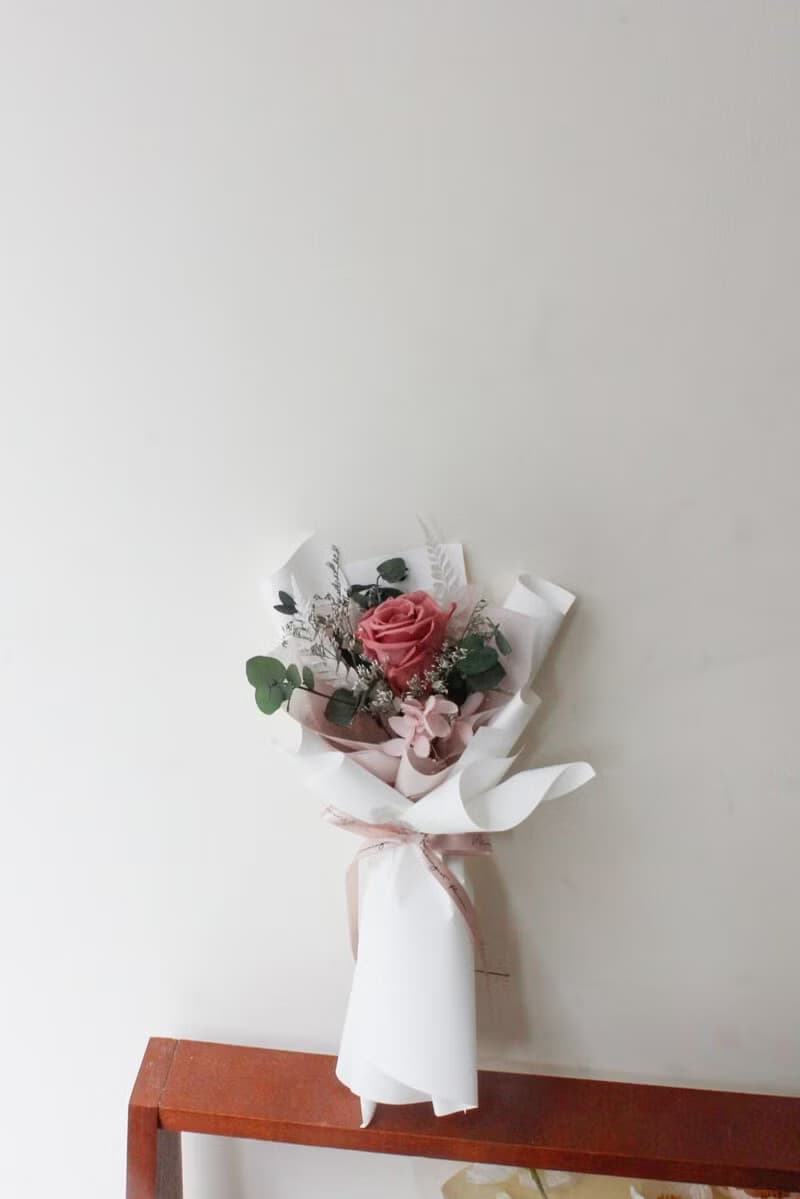 莫藍迪粉永生玫瑰單朵花束