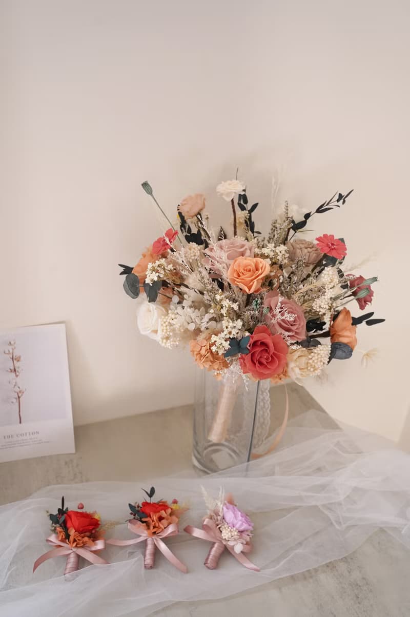 【竒植花物】活潑俏麗永生乾燥捧花 求婚花束 情人節 新娘捧花