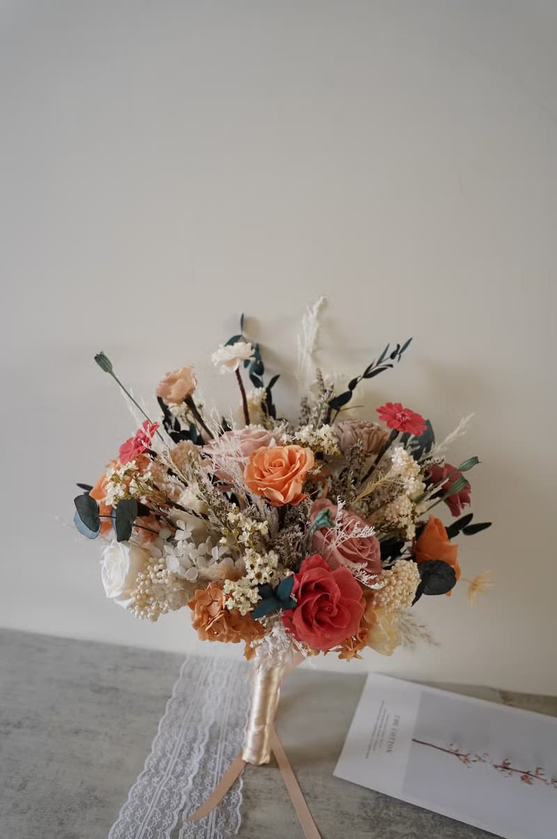 【竒植花物】活潑俏麗永生乾燥捧花 求婚花束 情人節 新娘捧花