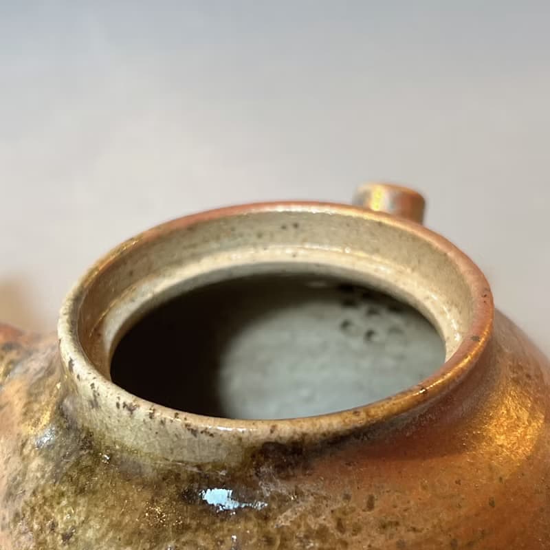 柴燒重落灰側把茶壺 / 小平凡手作