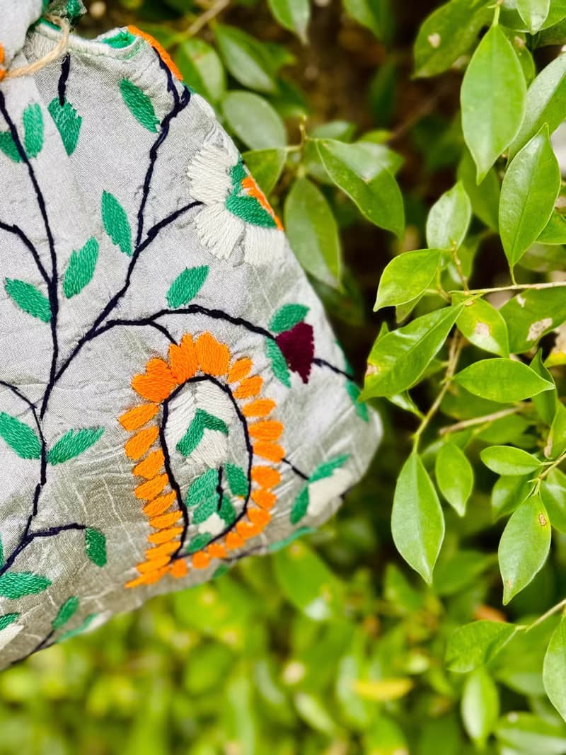 手工刺繡 銀色 花卉 手提包 小包 包包 手袋 手提袋