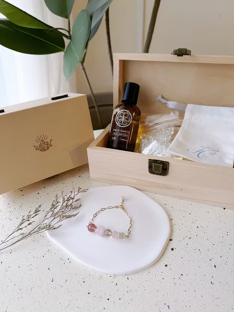 共明禮盒X水晶手鍊組合X請賜我金玉良緣吧