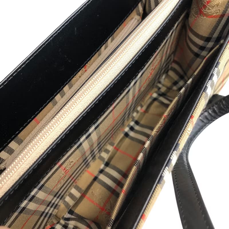 【 日本直送　名牌中古包 】BURBERRY バーバリー ハンドバッグ ブラック ノバチェック レザー フラップ vintage ヴィンテージ j7fze5