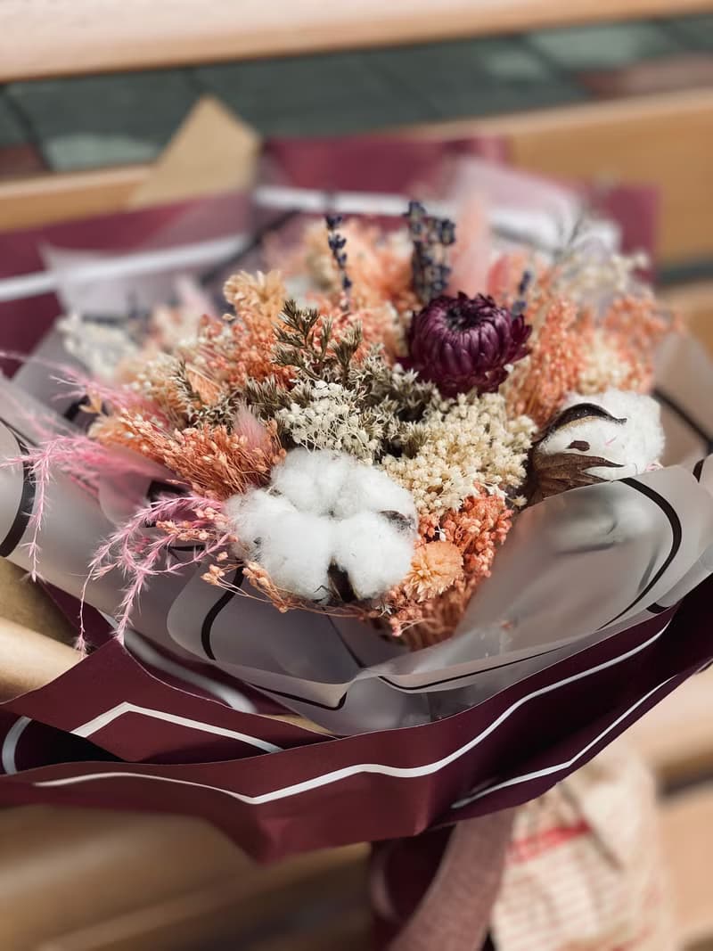 棉花乾燥花束 畢業花束 | 生日  情人節首選 | 台北可自取