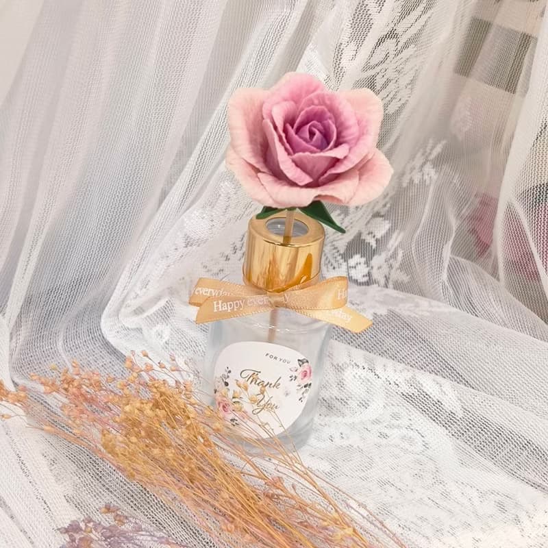 【體驗】【體驗】花蓮手作體驗石膏捏塑玫瑰花擴香瓶DIY手作體驗-小班制