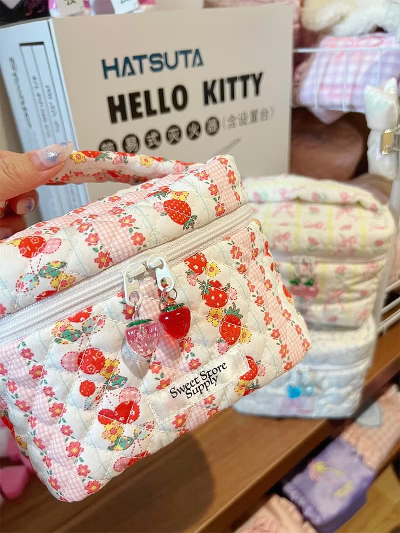 Sweetstore Supply原創可愛甜美小草莓手提小盒子化妝品收納包