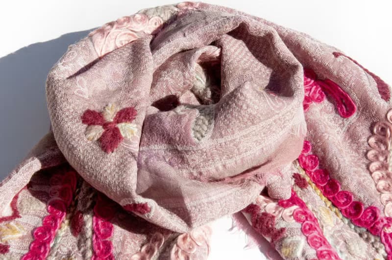 喀什米爾Cashmere/水煮羊毛披肩/針織圍巾/刺繡圍巾/羊絨披巾-花
