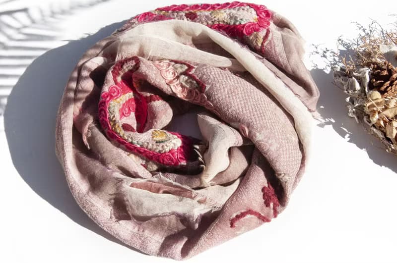 喀什米爾Cashmere/水煮羊毛披肩/針織圍巾/刺繡圍巾/羊絨披巾-花