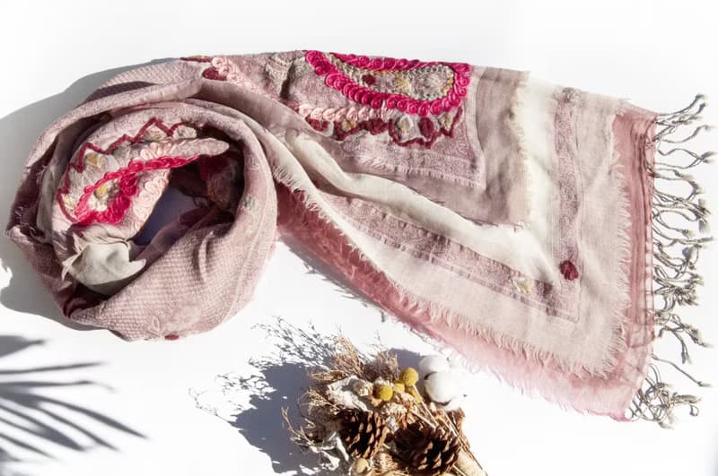 喀什米爾Cashmere/水煮羊毛披肩/針織圍巾/刺繡圍巾/羊絨披巾-花