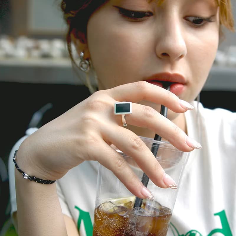 P1Harmony/2PM PICK | ROCA RECTANGLE ONYX RING