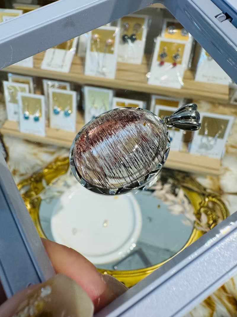 自用精品星光小細閃順髮黑紅超七水晶水晶三輪骨幹水晶多功能磁場