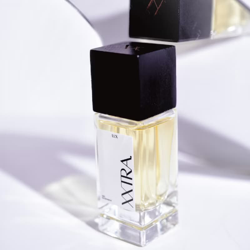 XXTRA Eau De Parfum 能量香水 & 水晶能量盤套裝 | LUX