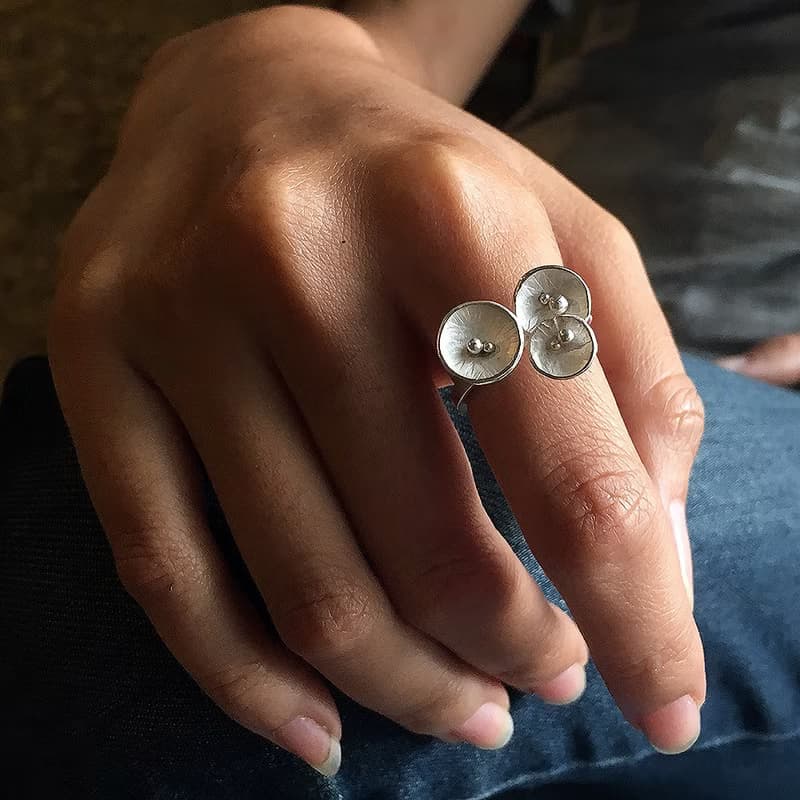 純銀戒指~心花朵朵開~青冶金工手作的詩手工戒指,幸福中!